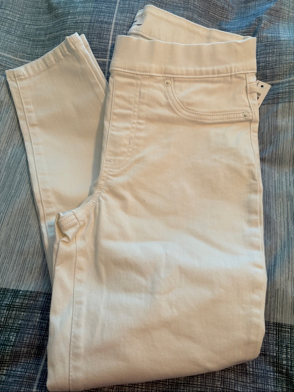 NWT White  Skinny Jeans 8Short